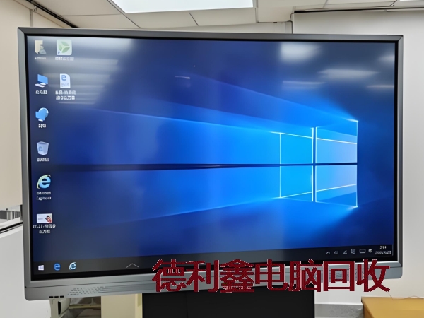 回收液晶广告机、楼宇电梯广告机、会议平板回收
